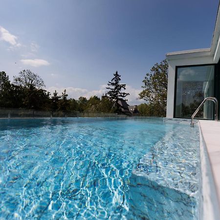 Villa Bauhaus Wellness Apartman Siofok Exterior photo