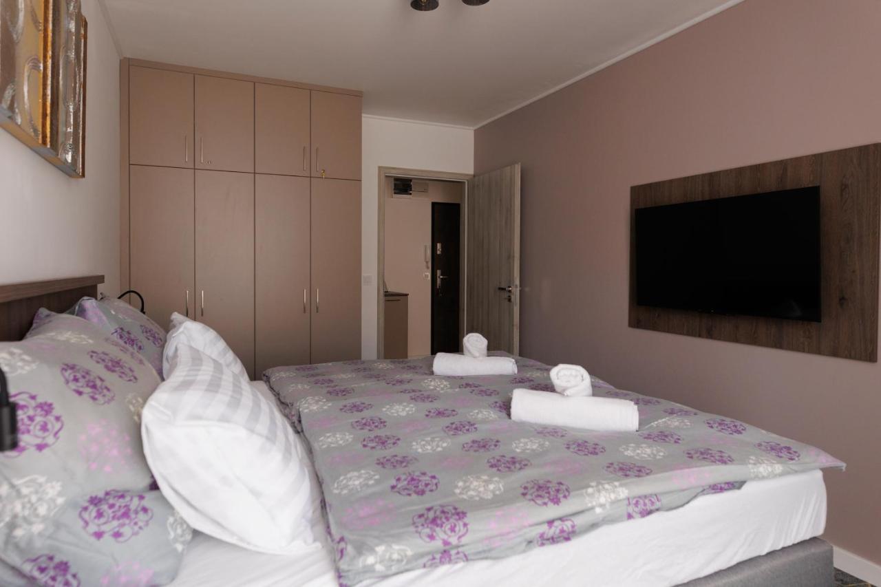 Villa Bauhaus Wellness Apartman Siofok Exterior photo