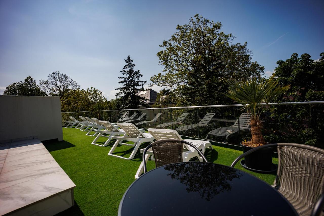 Villa Bauhaus Wellness Apartman Siofok Exterior photo